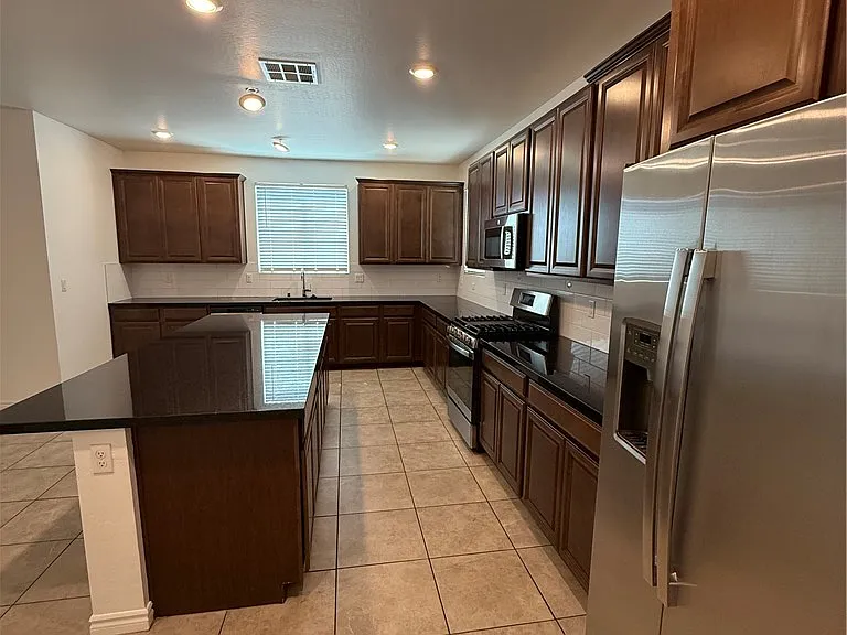 2883 Amphion Ct — Photo 6