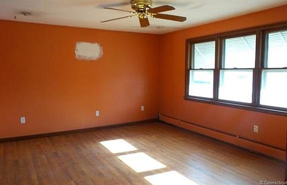 4th image of 254 Ocean Ave