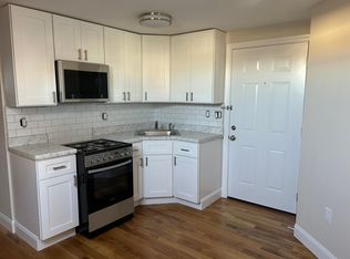1009 Broadway APT 4, Bayonne, NJ 07002
