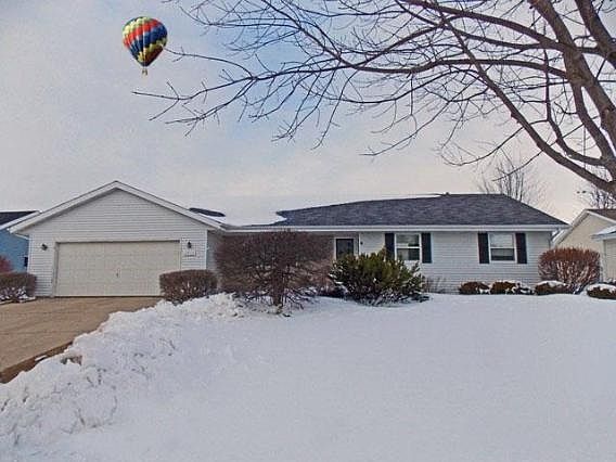 1st image of 3915 Saratoga Dr