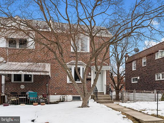 2nd image of 622 Magnolia Ave