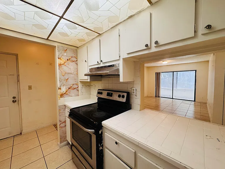 1900 N Congress Ave #107 — Photo 16