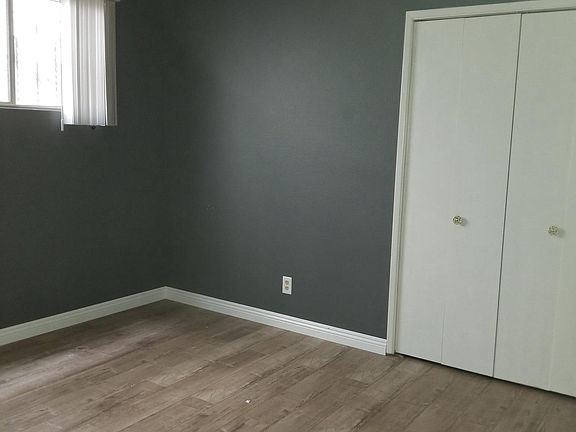5th image of 837 S Ardmore Ave APT 5