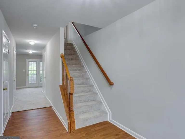 350 Cambridge Pl — Photo 18
