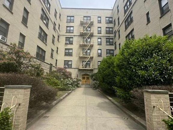 2nd image of 4300 Martha Ave APT 3K