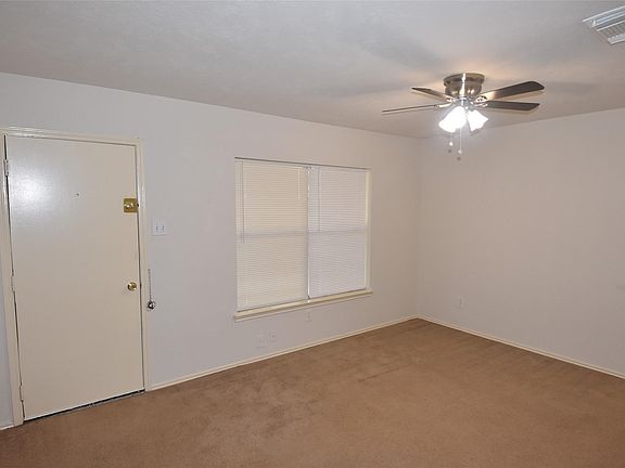 4th image of 20107 Beechview Ln