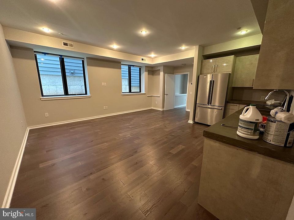 1st image of 938 New Market St APT 103