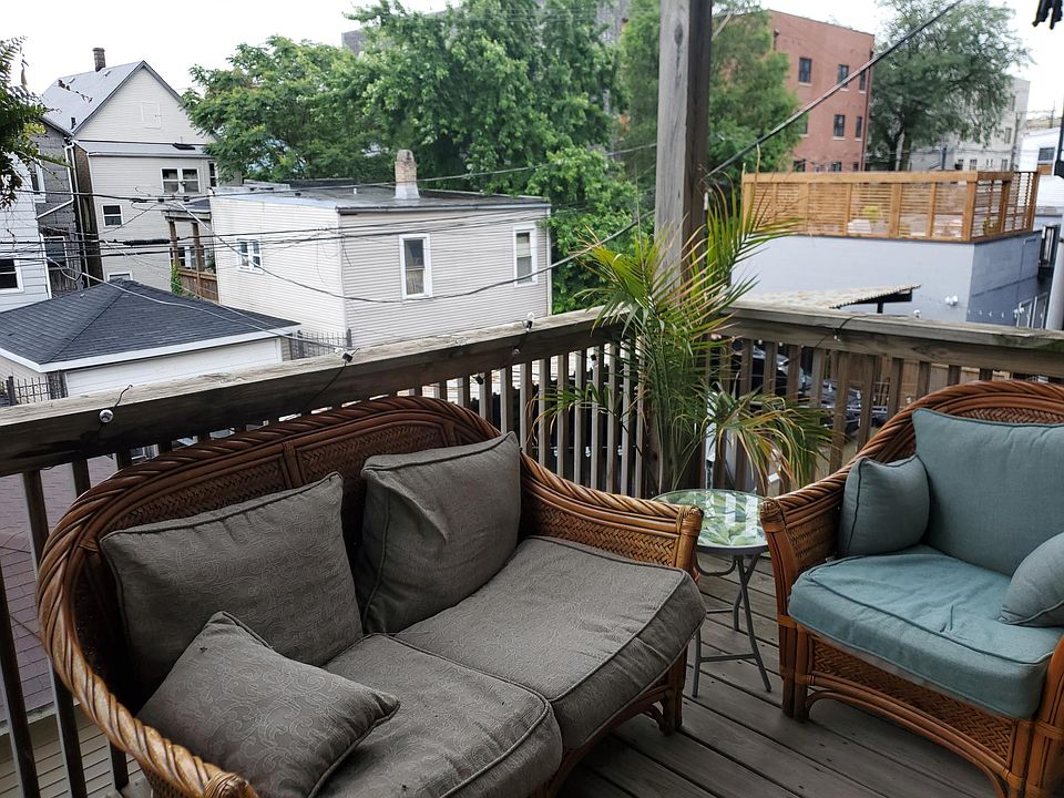 1st image of 1649 N Artesian Ave #2RO