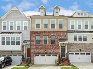 1005 Lathrop Ln, Apex, NC 27523