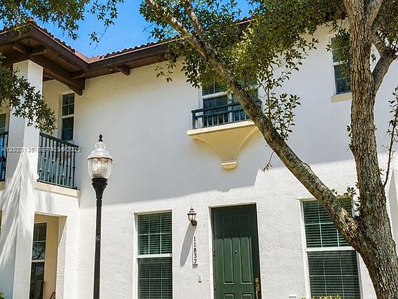 2nd image of 11837 SW 27th St