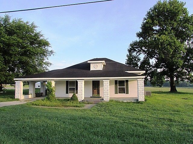 2nd image of 1032 W Main St