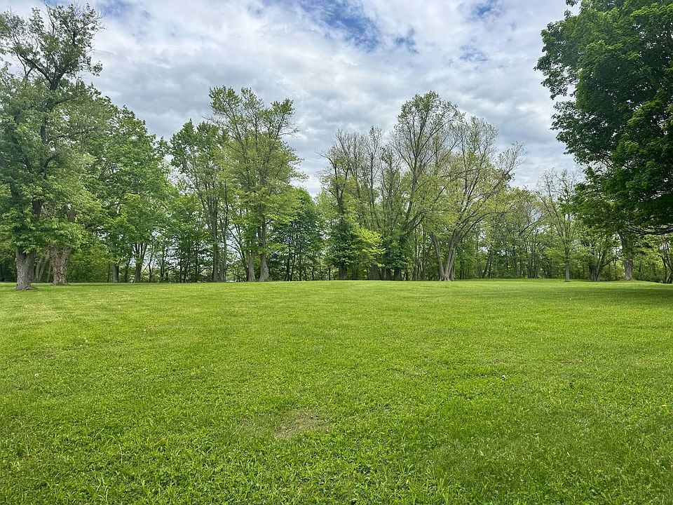2nd image of 1644 Mount Vernon Rd