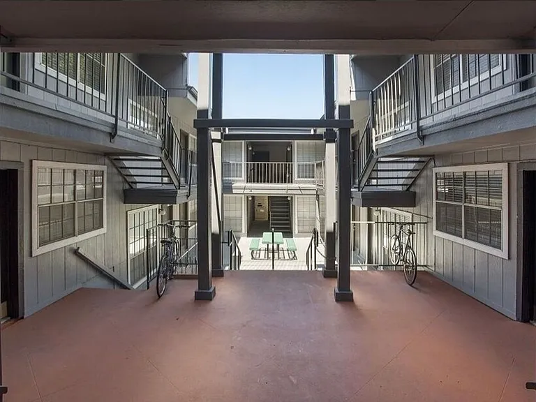 Marian Condos — Photo 39