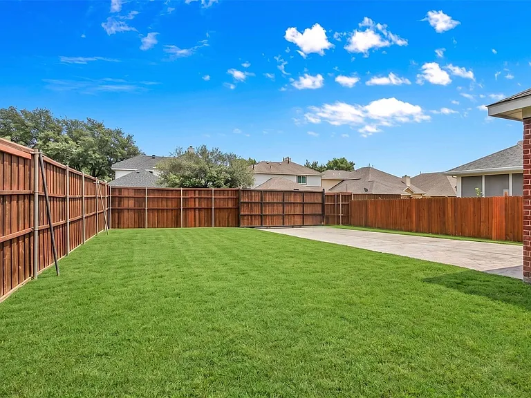 811 Kipling Dr — Photo 30