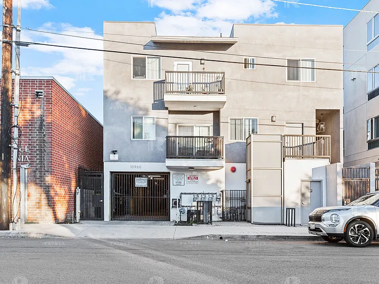 (Ar/Ji/Yo:B) 10960 Ratner Street — Photo 15