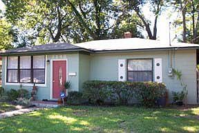 1st image of 3248 Dellwood Ave