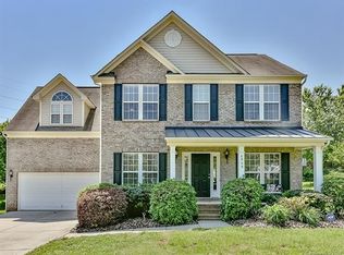 6868 Lakecrest Ct, Denver, NC 28037