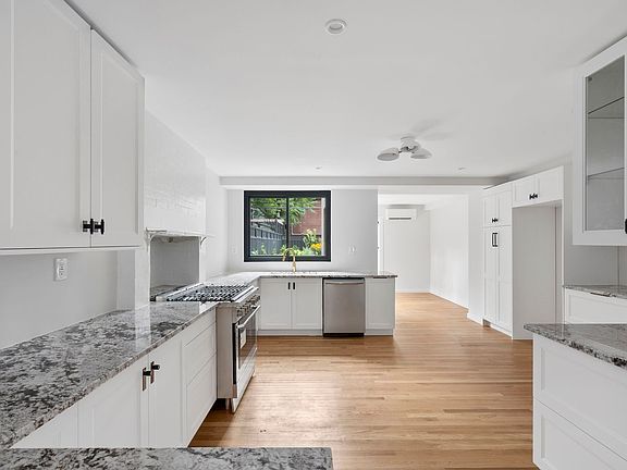 5th image of 558 Macdonough St APT 2