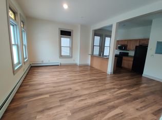 238 College St APT 101, Burlington, VT 05401