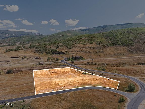 2nd image of 1226 Dovetail Dr Lot 13