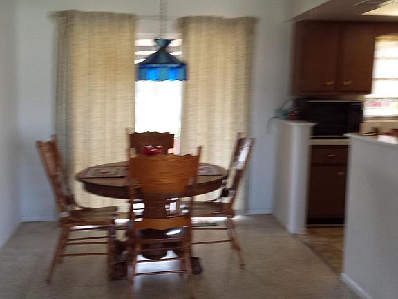4th image of 1823 S Cadillac Cir