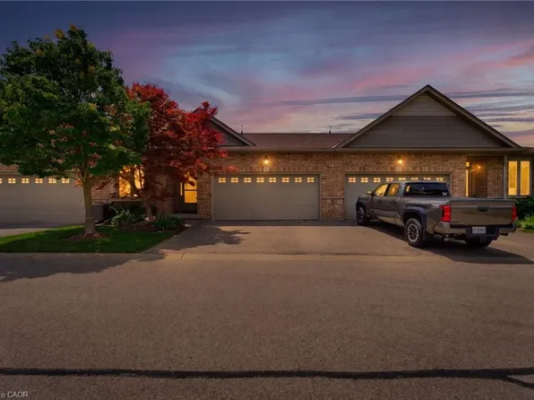 20 Isherwood Ave #77, Cambridge, ON N1R 8P9