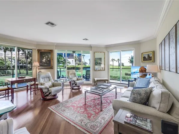 4901 Gulf Shore Blvd N, Naples, FL