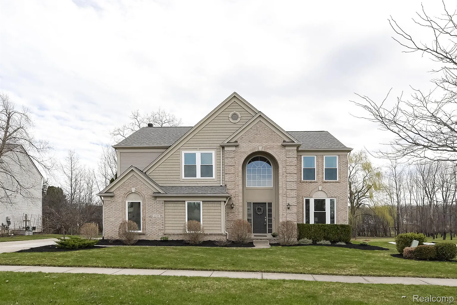 6249 Cherrywood Dr photo 1