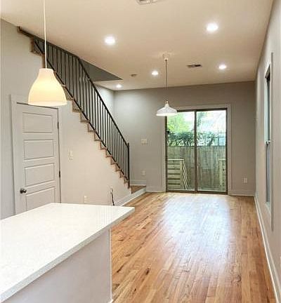 4th image of 1327 Frenchmen St #1327A