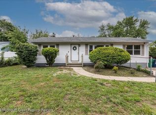 472 Dover Rd, South Toms River, NJ 08757