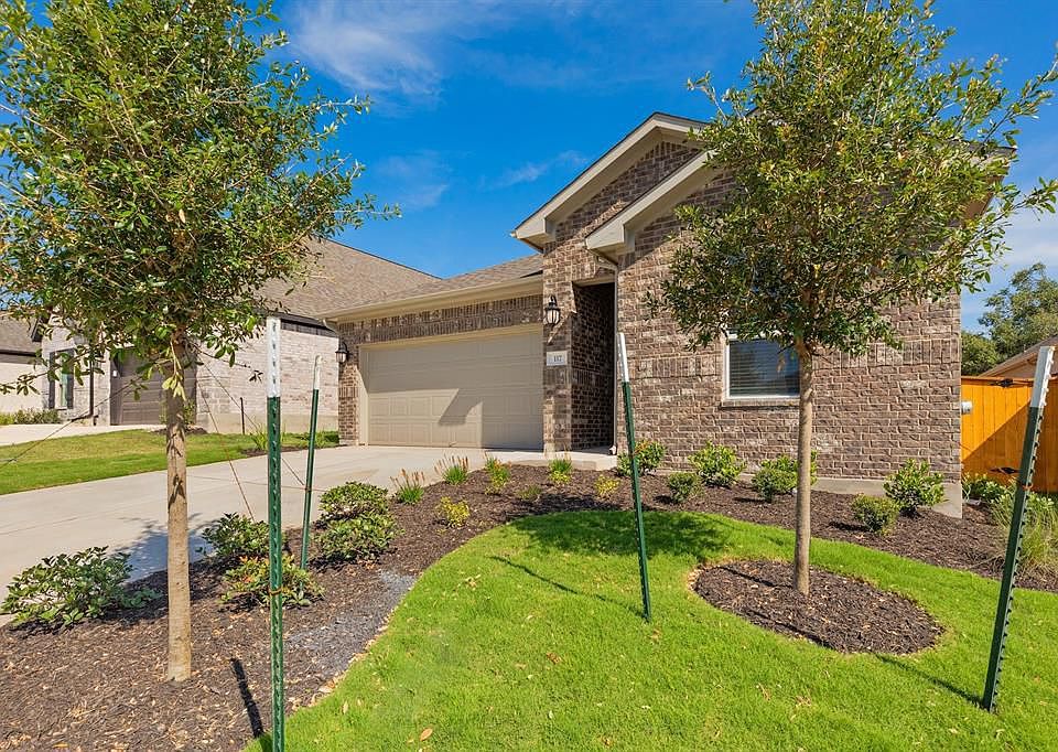 1st image of 117 Green Knoll Ln