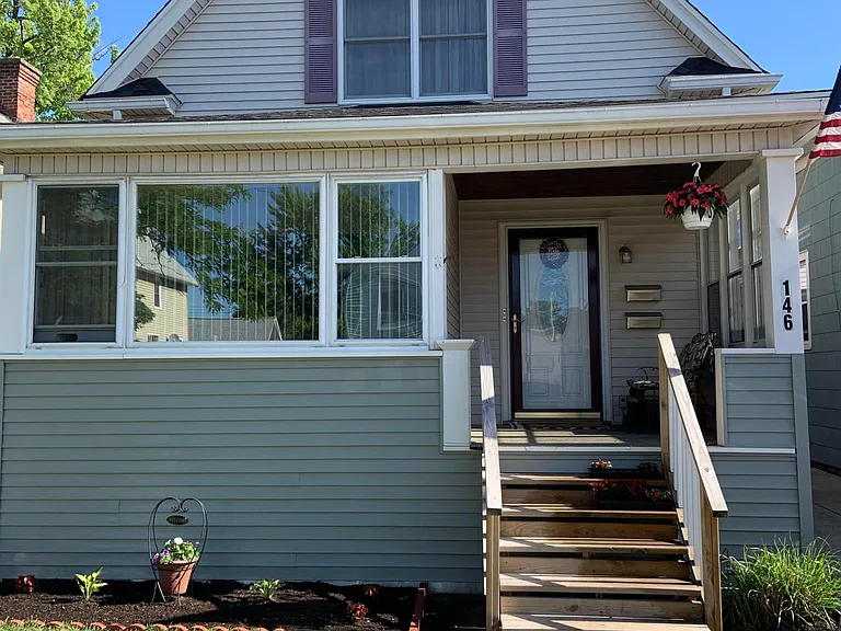 146 Palmer Ave #UPPER — Photo 1
