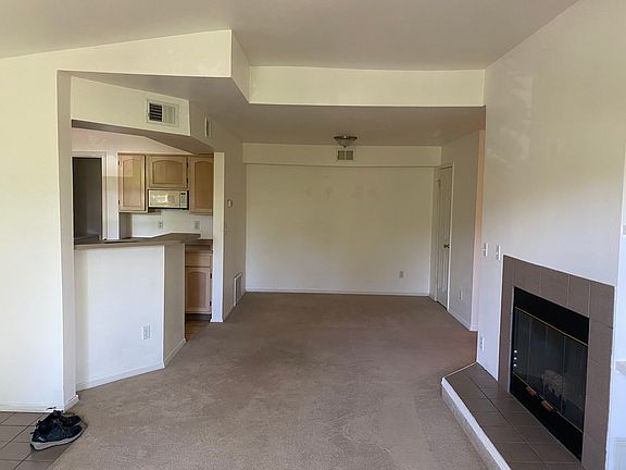 3rd image of 740 Copper Ln APT 201