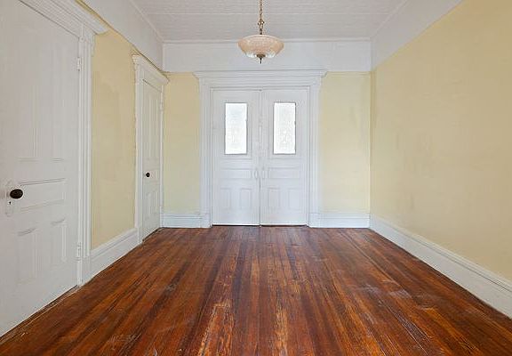 5th image of 466 56th St Floor 2
