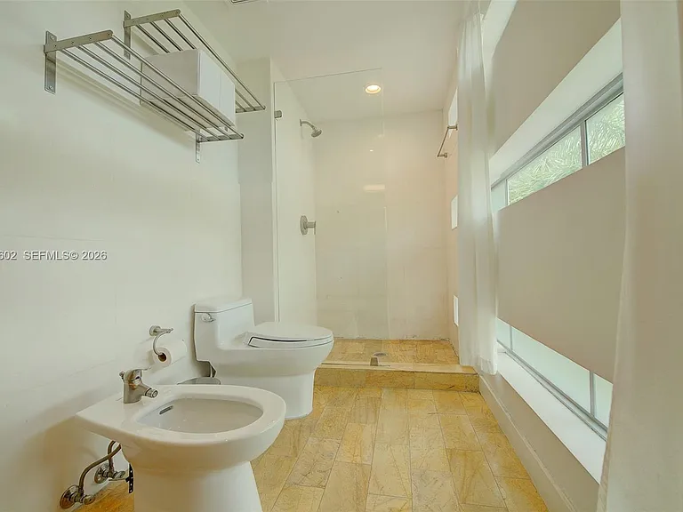 1577 Bay Rd #201 — Photo 20