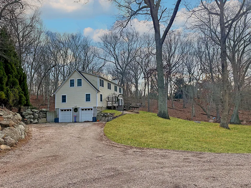 12 Dogwood Ln