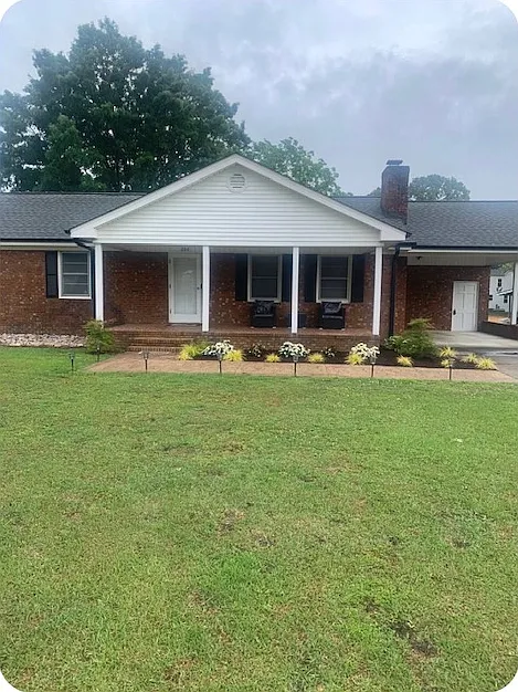 3 bed, 1641 sqft, $2,500 — Photo 1