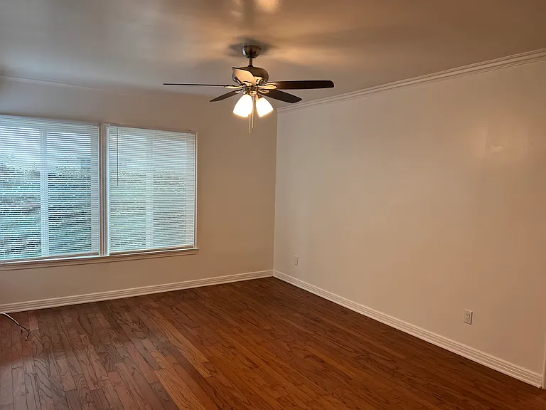 3409 E Ocean Blvd — Photo 2