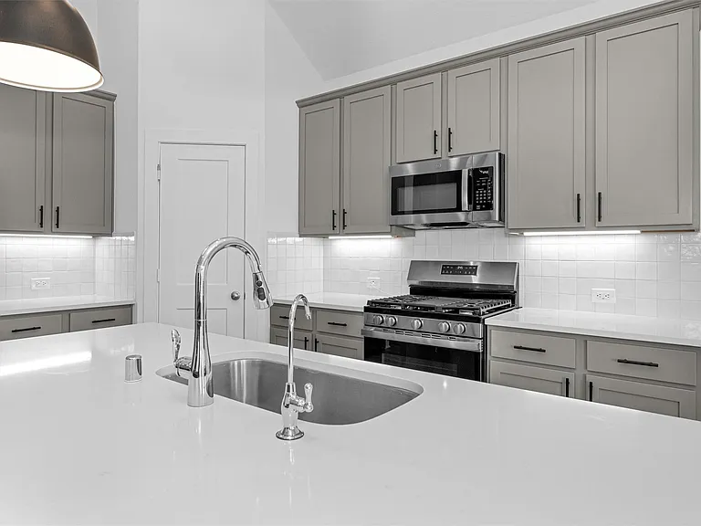 2127 Heather Ridge Way — Photo 14
