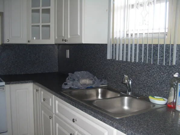 1910 W 56th St APT 3415, Hialeah, FL 33012