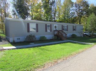 19 Veterans Dr, New Milford, PA 18834