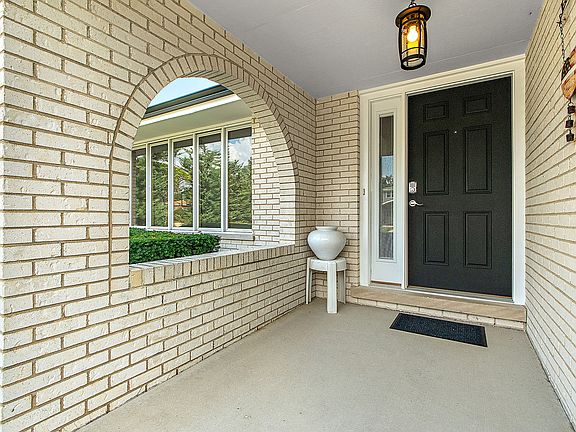 3rd image of 11739 Kristoffer Ln