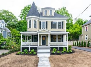 298 Central St, Newton, MA 02466