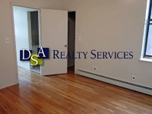 Rented by DSA Realty | media 23