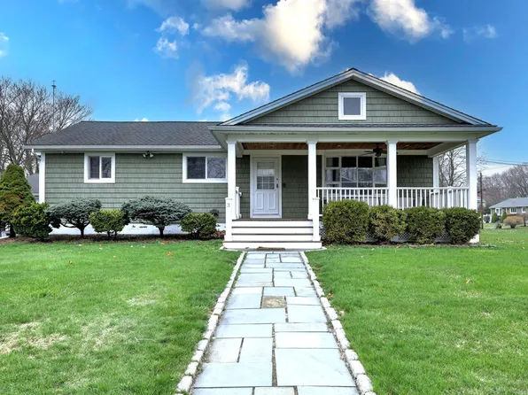 3 Teresa Drive, Milford, CT 06461