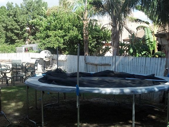 Big yard withCharcoal B.B.Q.