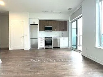 5105 Hurontario St Photo 1