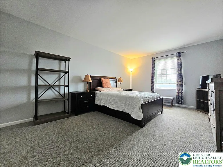 2 Tamarack Ct — Photo 22