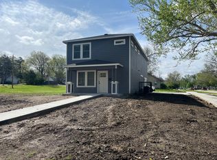 1733 W 1st Ave, Topeka, KS 66606