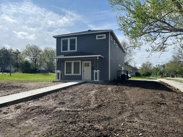 1733 W 1st Ave, Topeka, KS 66606